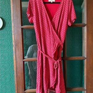 LOFT Red Patterned Mini/Knee-Length Wrap Dress